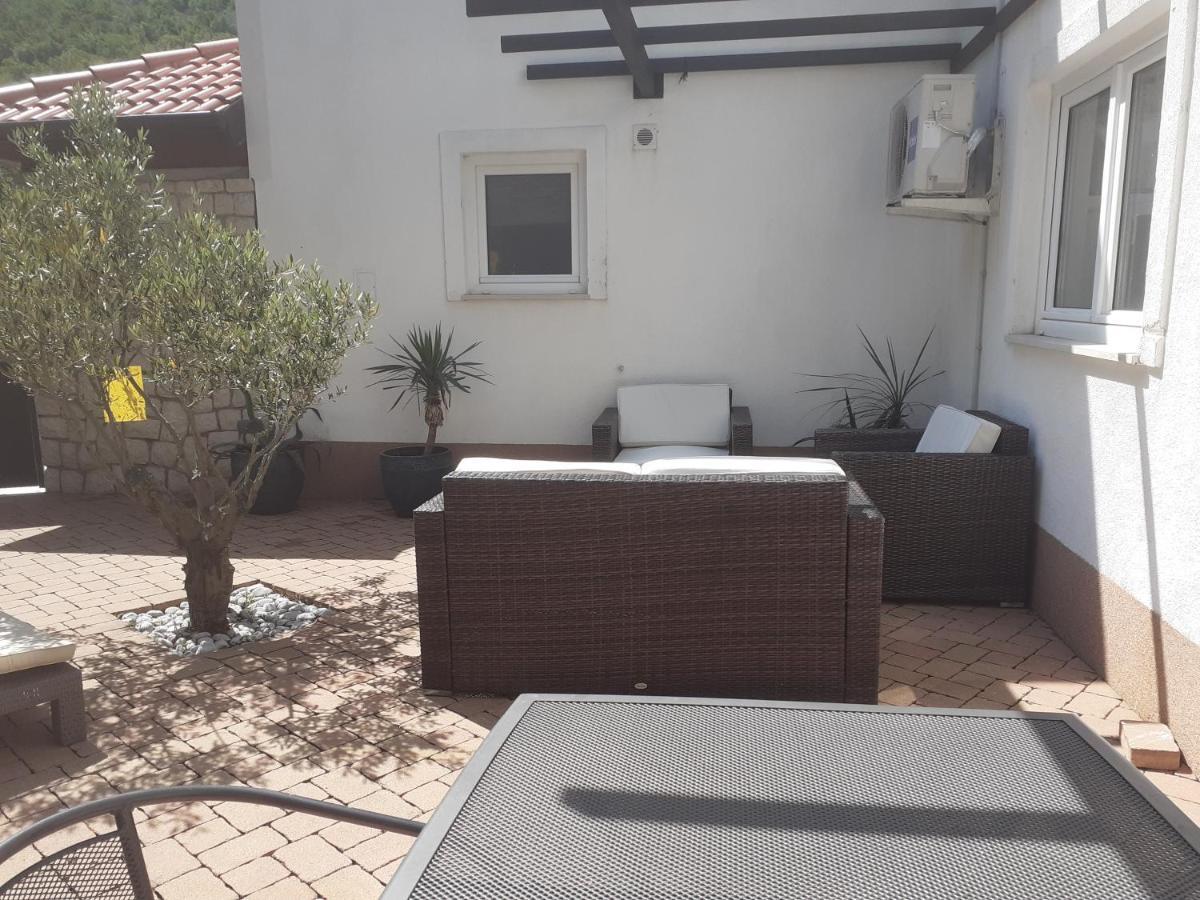 Villa Haus Niko Senj  Extérieur photo