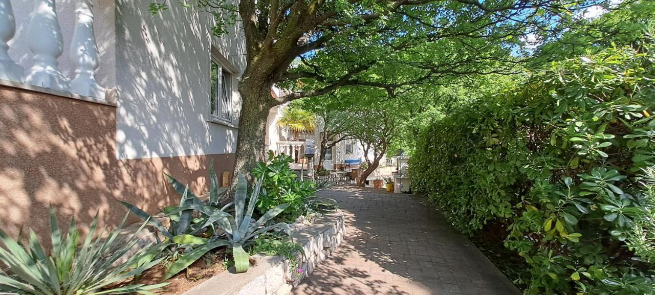 Villa Haus Niko Senj  Extérieur photo