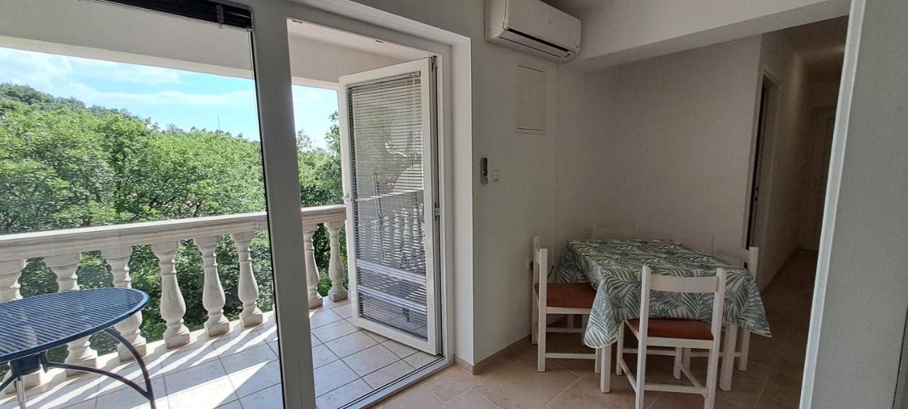 Villa Haus Niko Senj  Extérieur photo